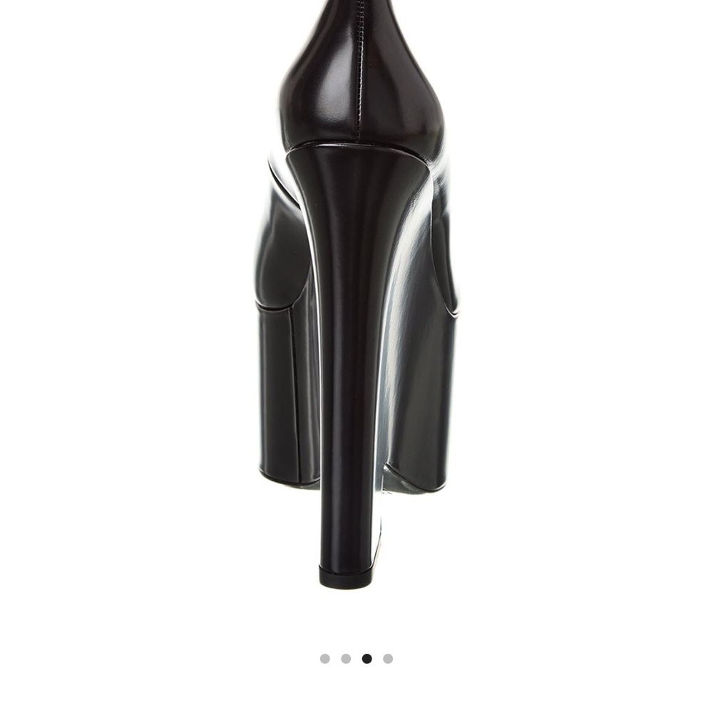 Versace tempest platform heels size 41 brand new